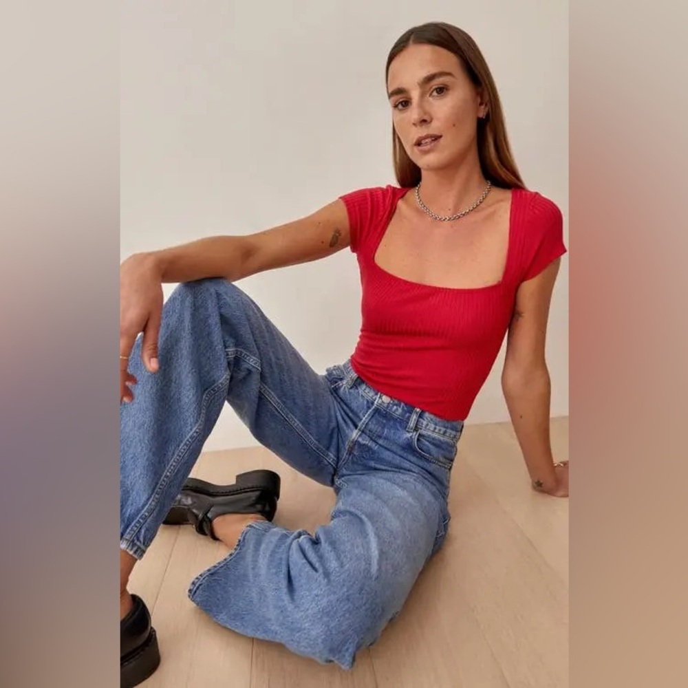 Reformation Red Top | Medium